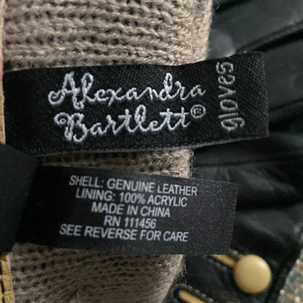 Alexandra Bartlett Designer Black Leather Gloves